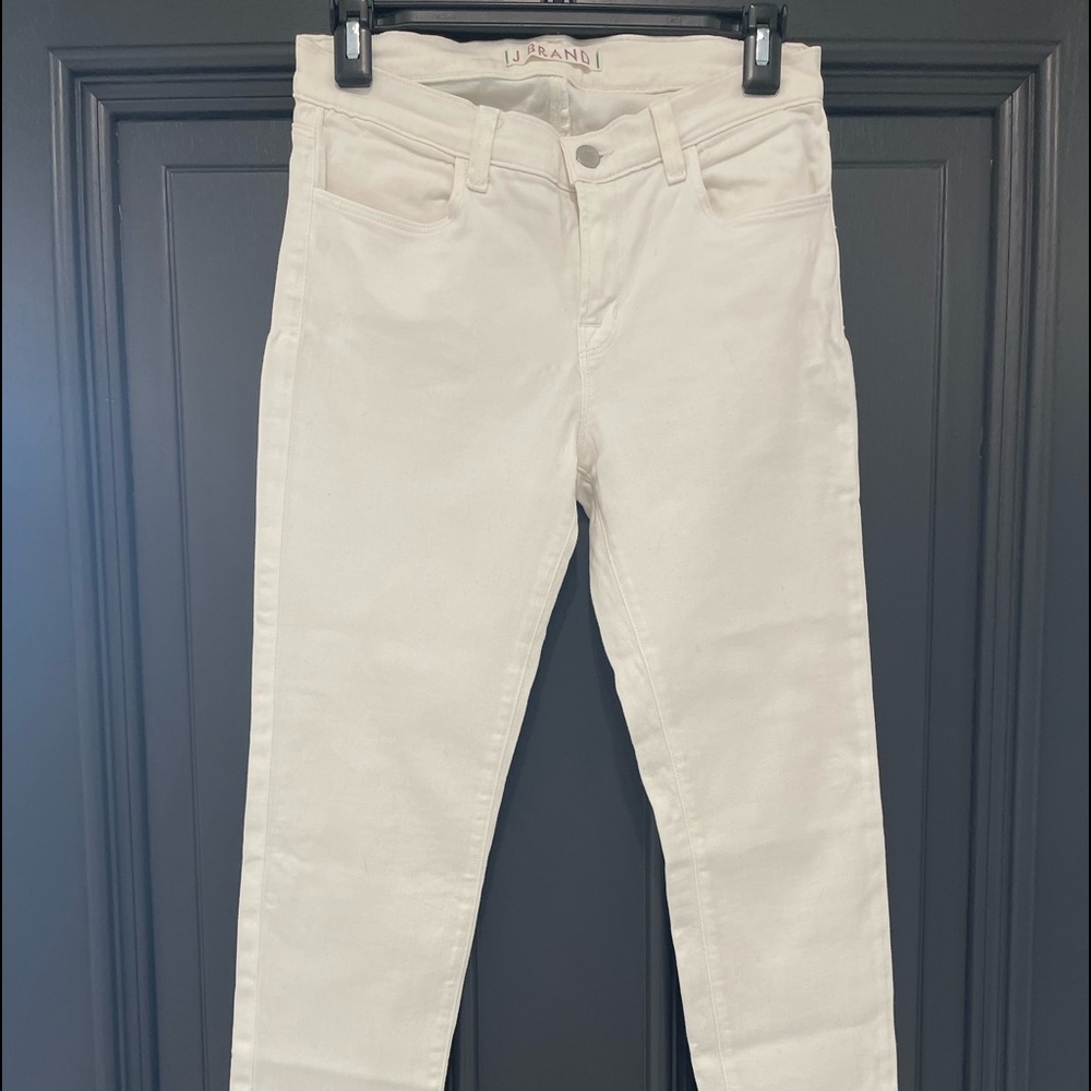 J Brand White straight leg jeans with some stretch